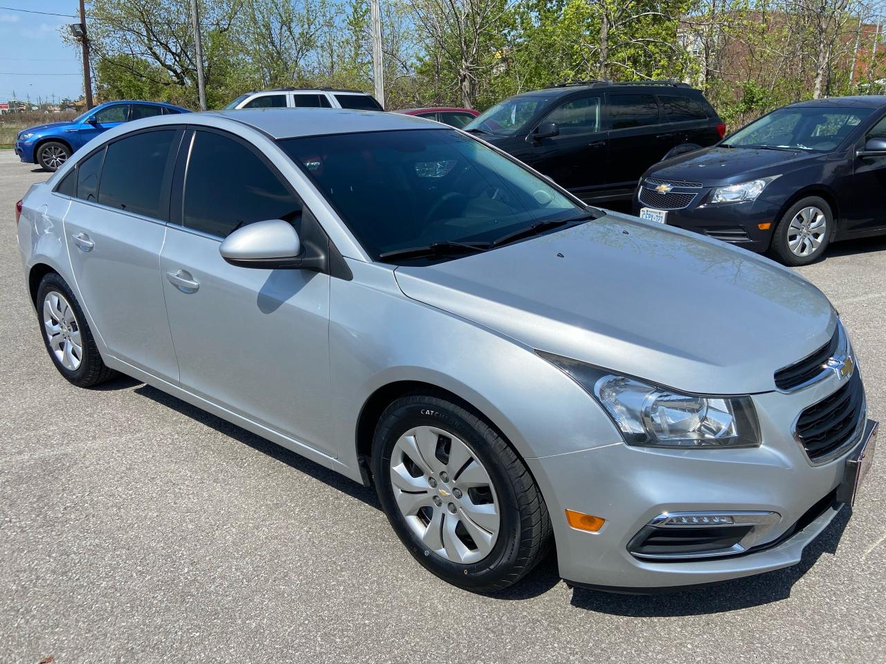 Used 2015 Chevrolet Cruze 1LT  ** NEW TIRES, AUTOSTART, BLUETOOTH  ** for sale in St Catharines, ON