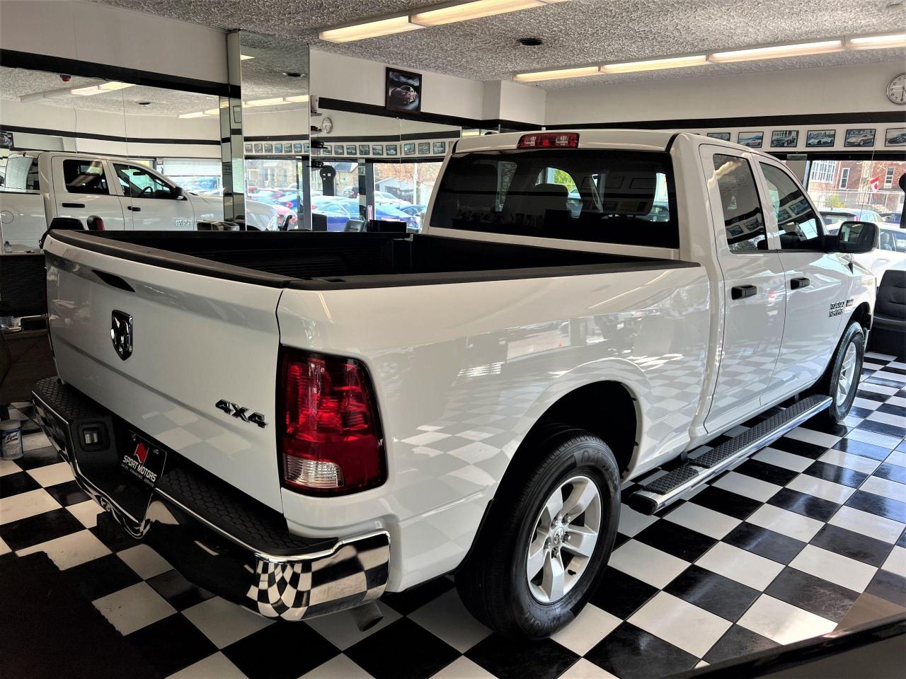 2016 RAM 1500 ST 5.7L V8 4x4 HEMI Quad Cab+Cruise+CLEAN CARFAX Photo59
