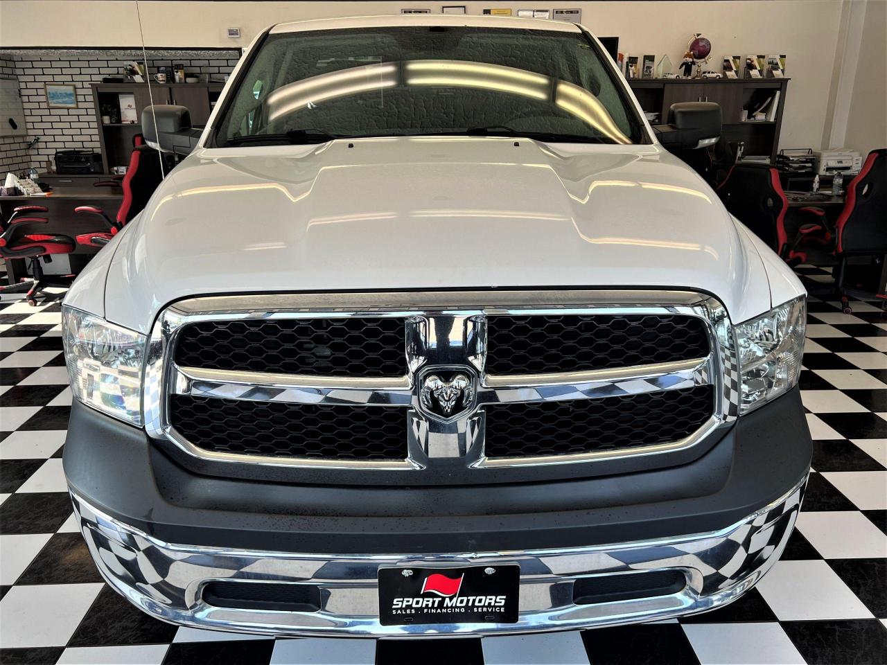2016 RAM 1500 ST 5.7L V8 4x4 HEMI Quad Cab+Cruise+CLEAN CARFAX Photo61