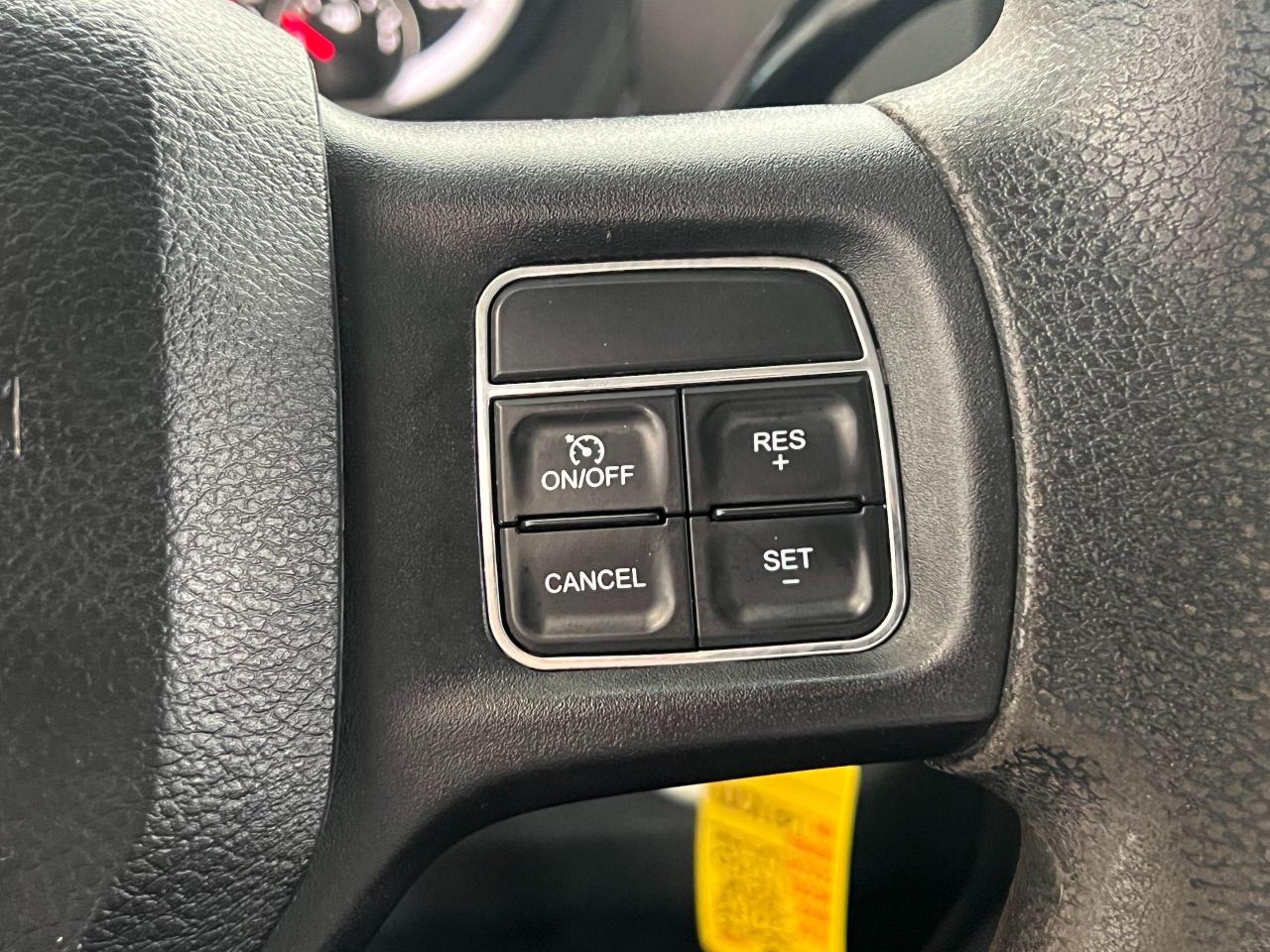 2016 RAM 1500 ST 5.7L V8 4x4 HEMI Quad Cab+Cruise+CLEAN CARFAX - Photo #30