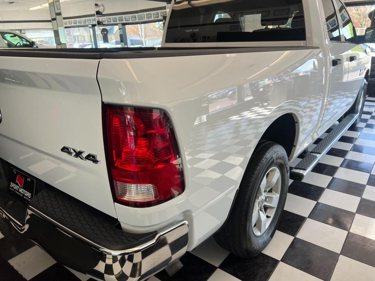 2016 RAM 1500 ST 5.7L V8 4x4 HEMI Quad Cab+Cruise+CLEAN CARFAX Photo95