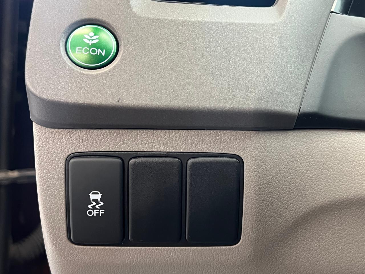 2012 Honda Civic LX+A/C+Bluetooth+New Tires+CLEAN CARFAX Photo43