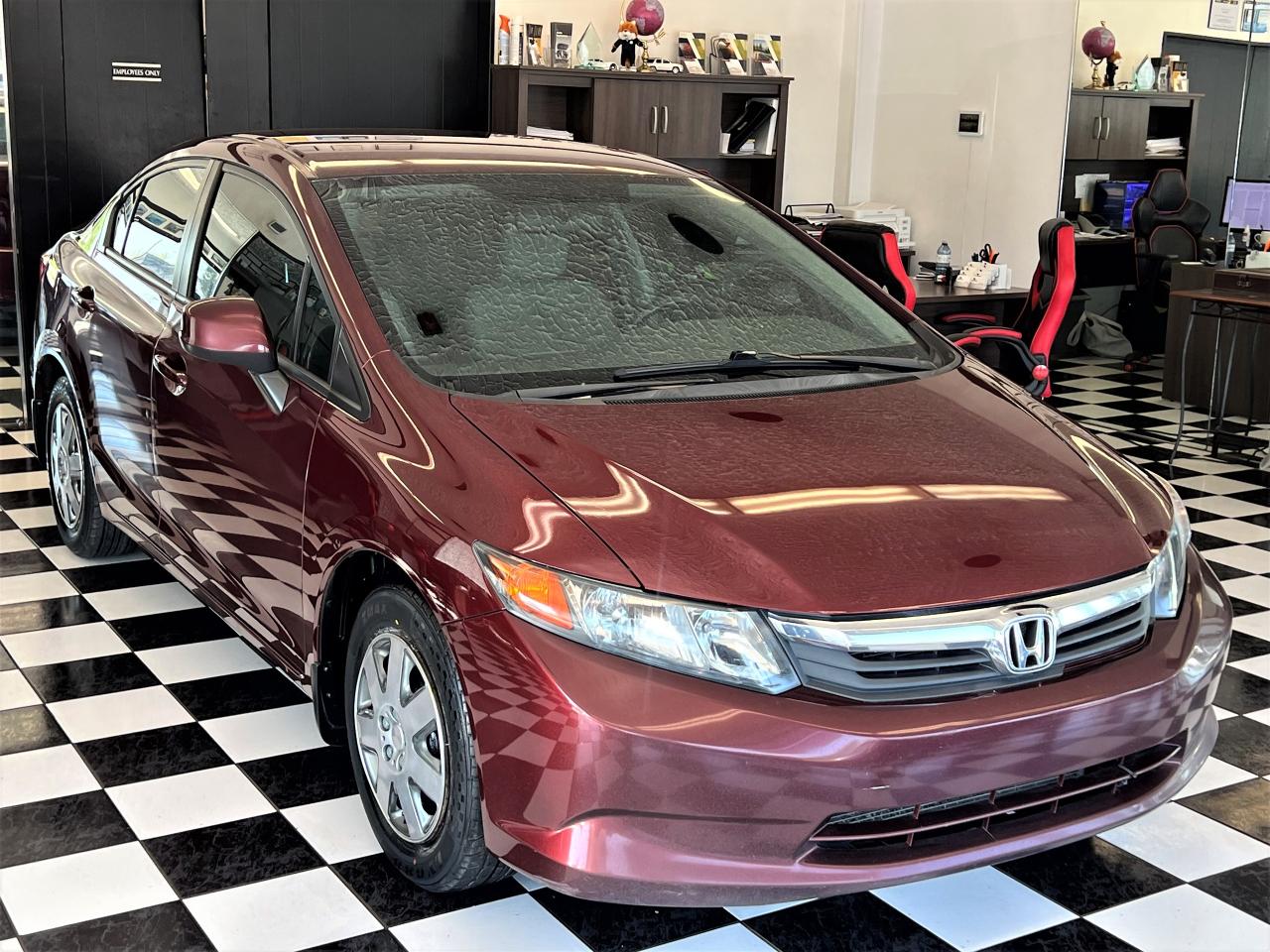 2012 Honda Civic LX+A/C+Bluetooth+New Tires+CLEAN CARFAX Photo5