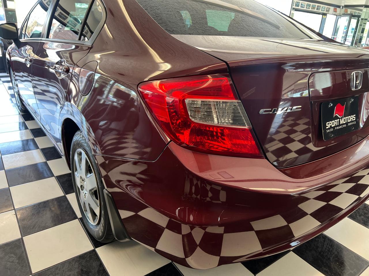 2012 Honda Civic LX+A/C+Bluetooth+New Tires+CLEAN CARFAX Photo91