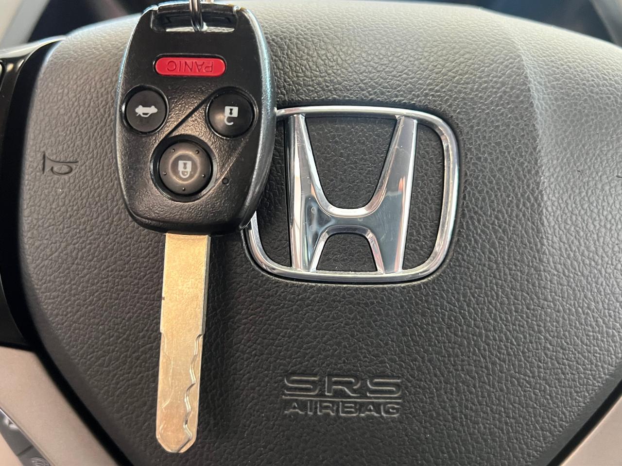 2012 Honda Civic LX+A/C+Bluetooth+New Tires+CLEAN CARFAX Photo15