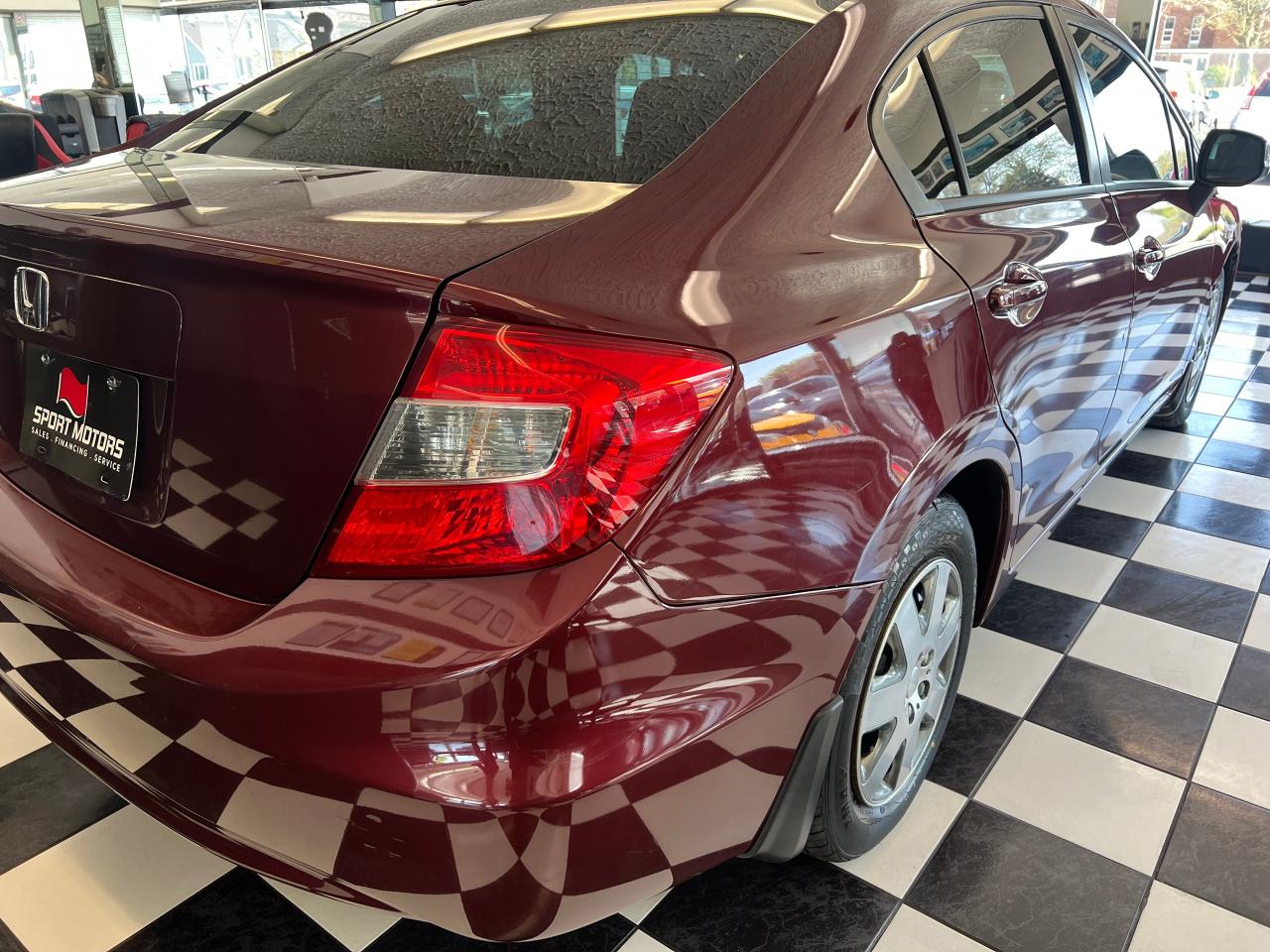 2012 Honda Civic LX+A/C+Bluetooth+New Tires+CLEAN CARFAX Photo92