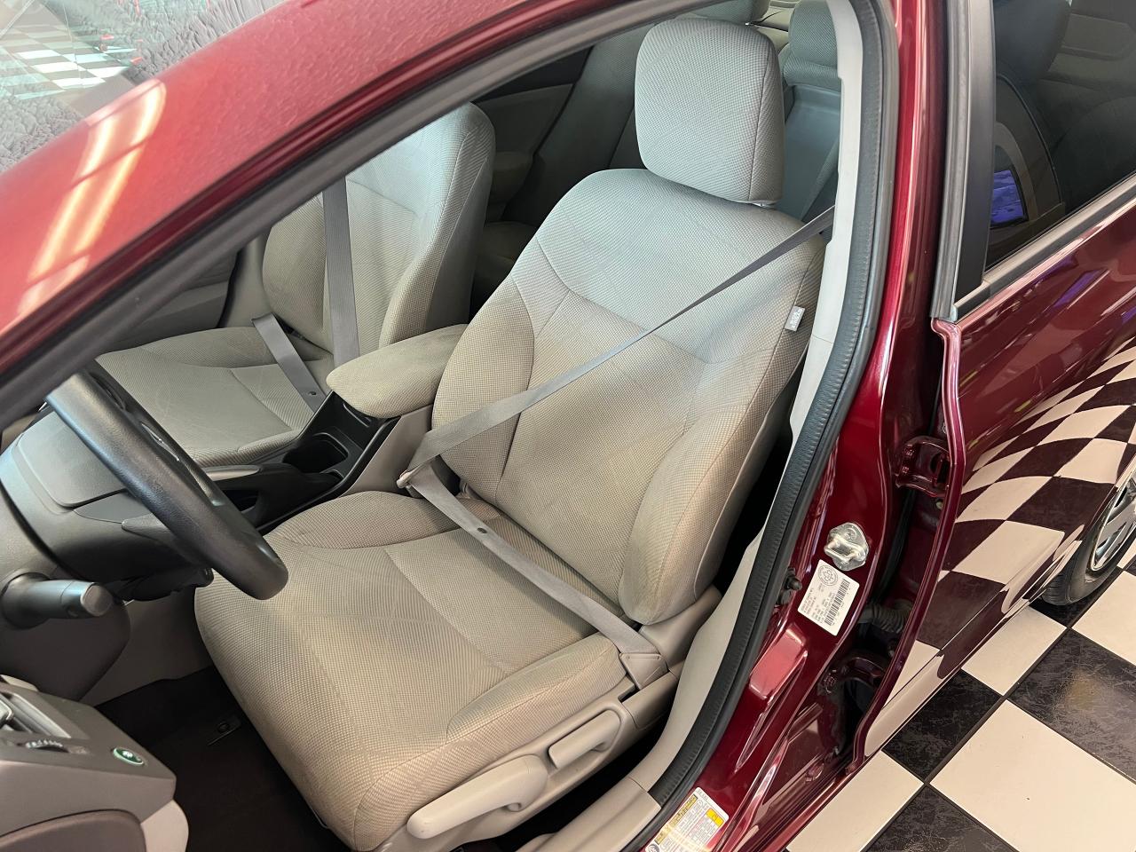 2012 Honda Civic LX+A/C+Bluetooth+New Tires+CLEAN CARFAX Photo75