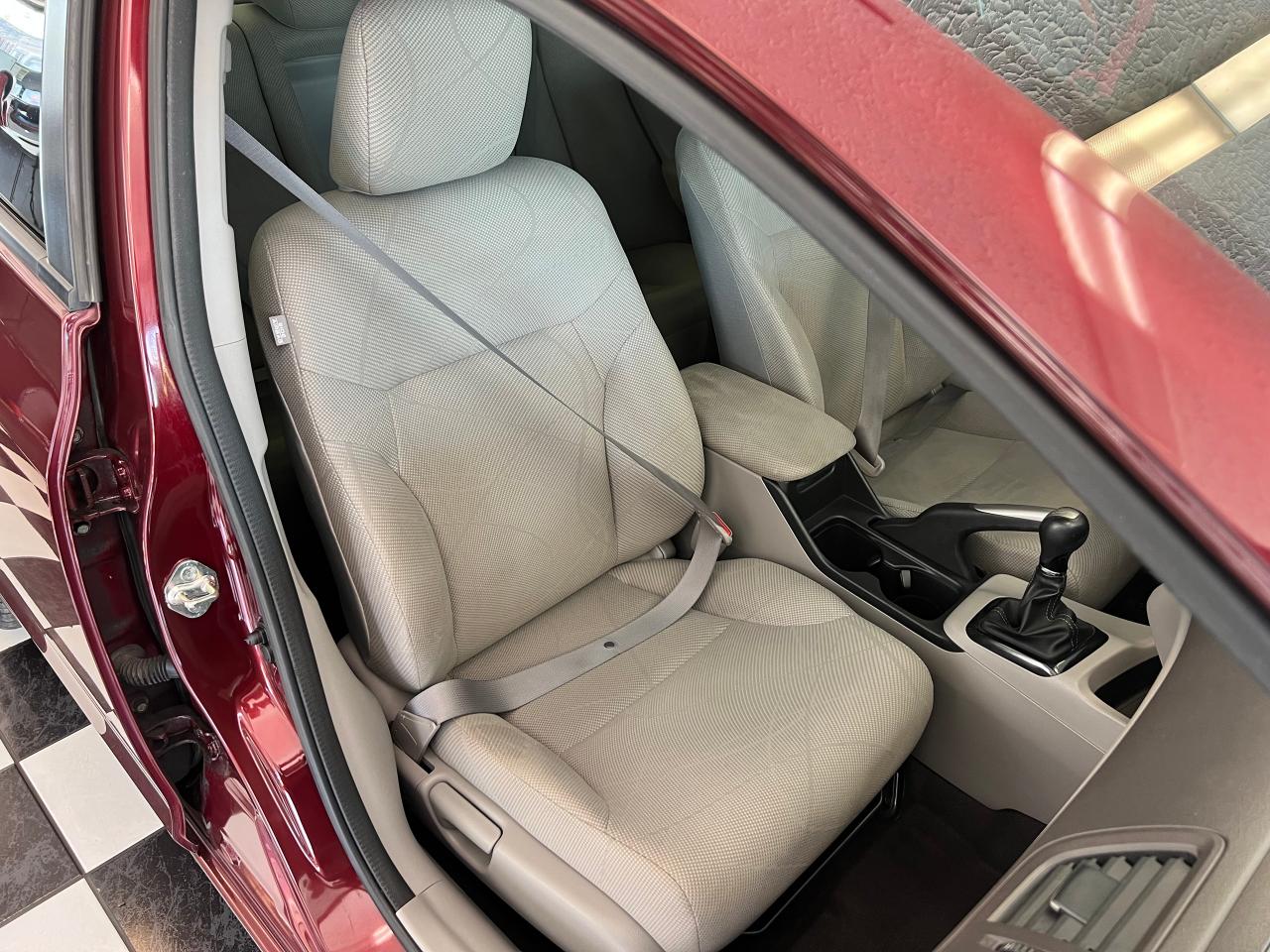 2012 Honda Civic LX+A/C+Bluetooth+New Tires+CLEAN CARFAX Photo22