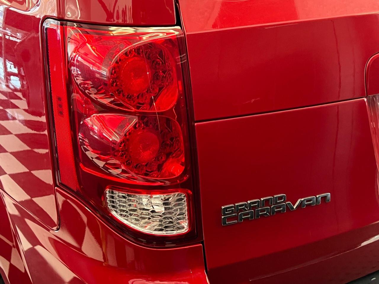 2015 Dodge Grand Caravan CVP+New Tires+A/C+Tinted+CELAN CARFAX - Photo #52