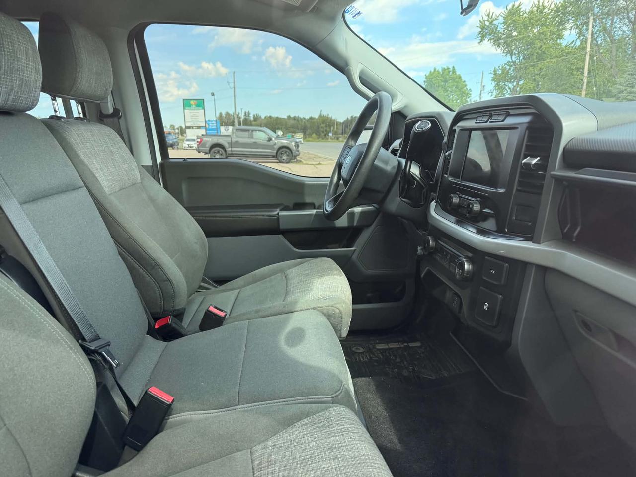 2023 Ford F-150 XLT Photo