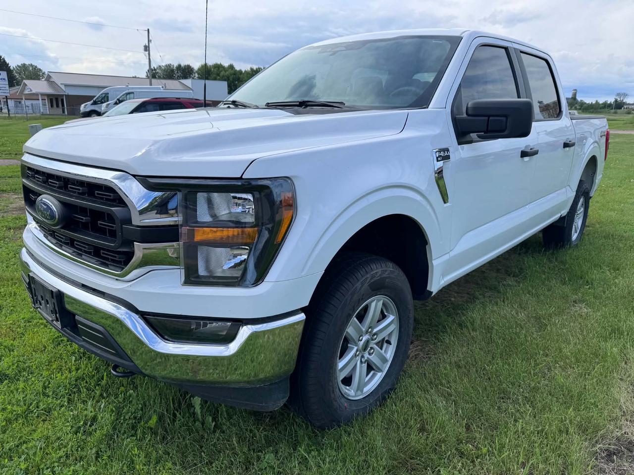 2023 Ford F-150 XLT Photo0