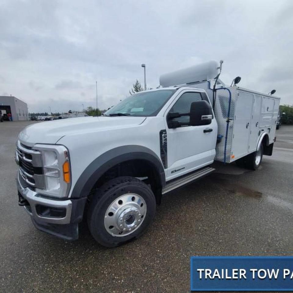 2023 Ford F-450 XLT Photo5