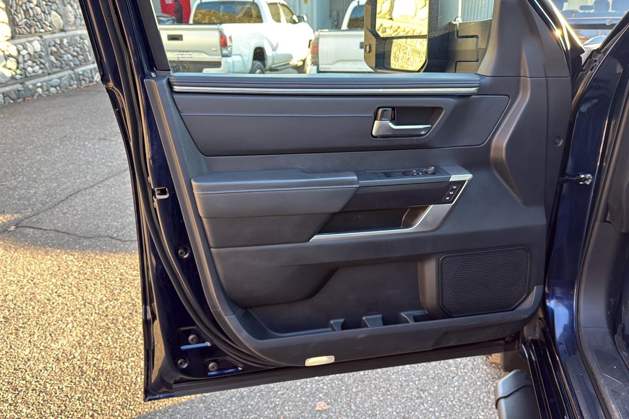 2023 Toyota Tundra Platinum Photo