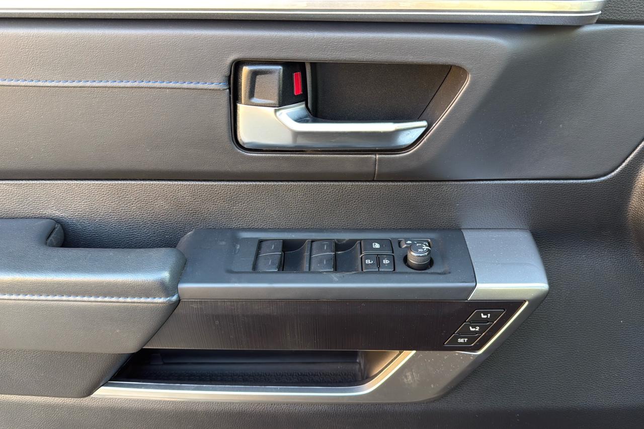 2023 Toyota Tundra Platinum Photo