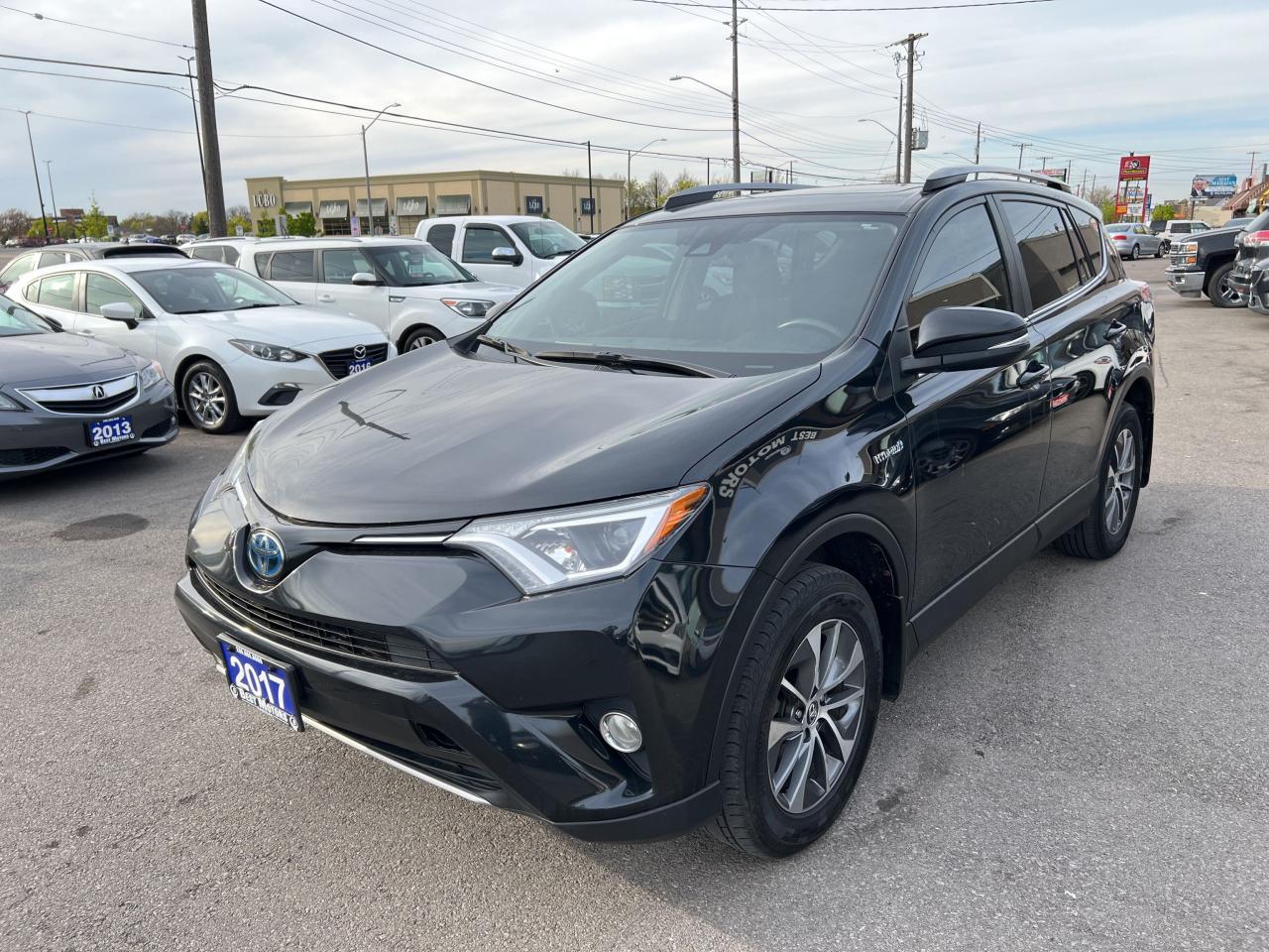Used 2017 Toyota RAV4 XLE Hybrid AWD for sale in Hamilton, ON