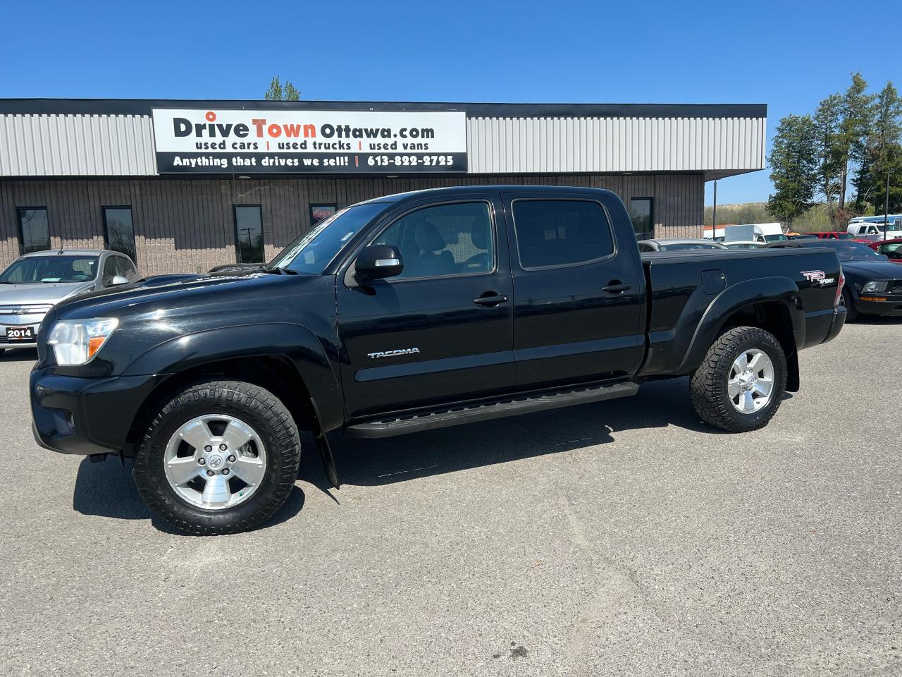 Used 2013 Toyota Tacoma DOUBLE CAB 4X4 TRD SPORT for sale in Ottawa, ON