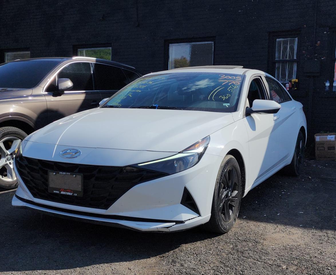 2022 Hyundai Elantra Preferred IVT w/Sun & Tech Package - Photo #1
