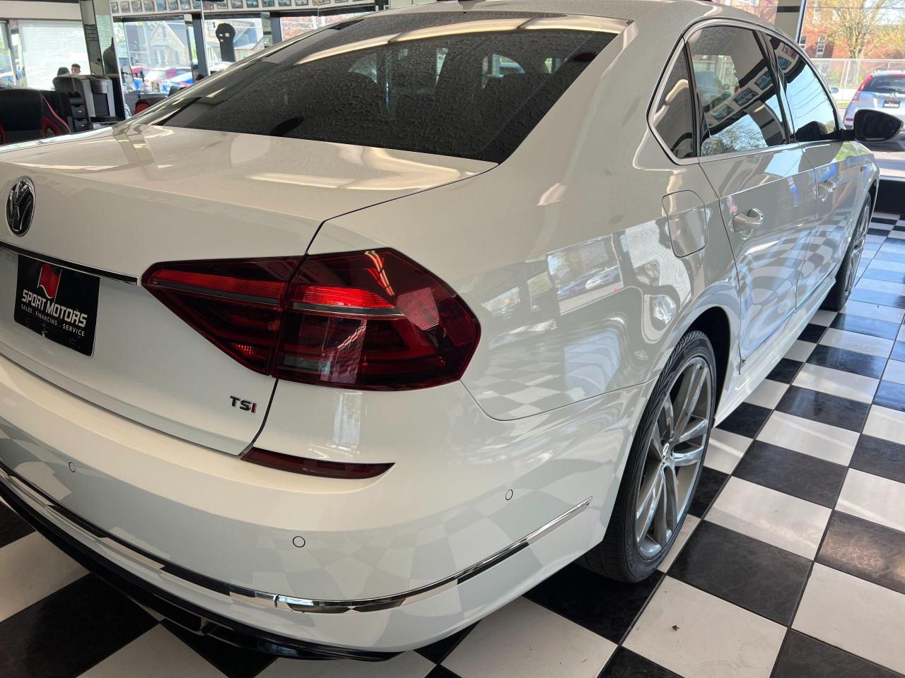 2017 Volkswagen Passat R Line+Adaptive Cruise+LaneKeep+Roof+CLEAN CARFAX - Photo #45