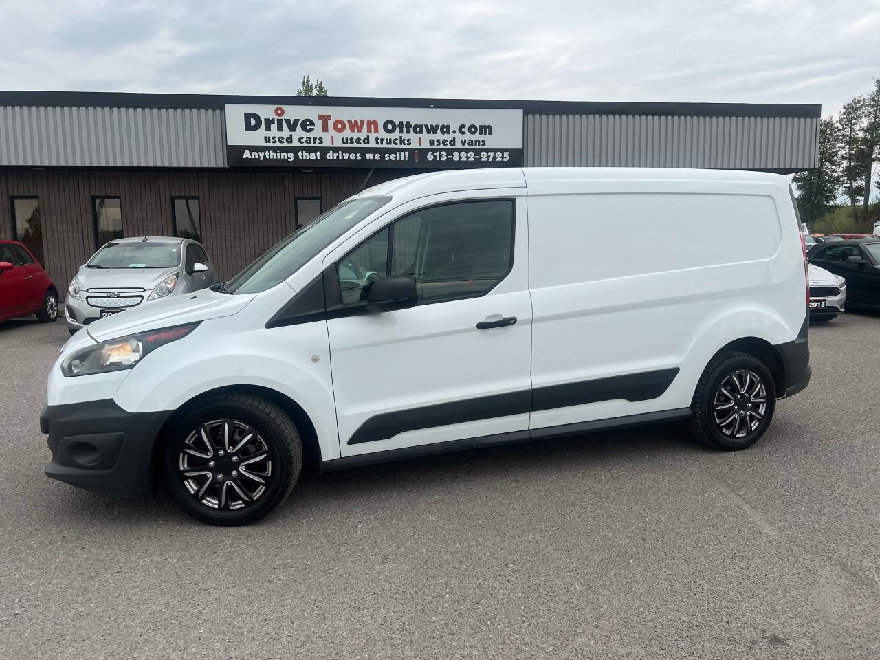 Used 2017 Ford Transit Connect XL Cargo Van for sale in Ottawa, ON