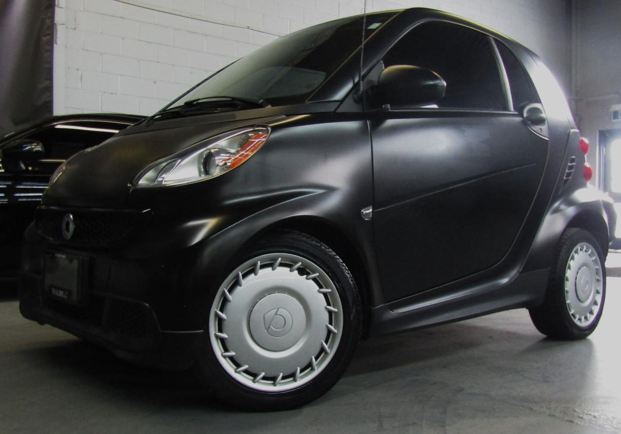 Used 2015 Smart fortwo  for sale in North York, ON