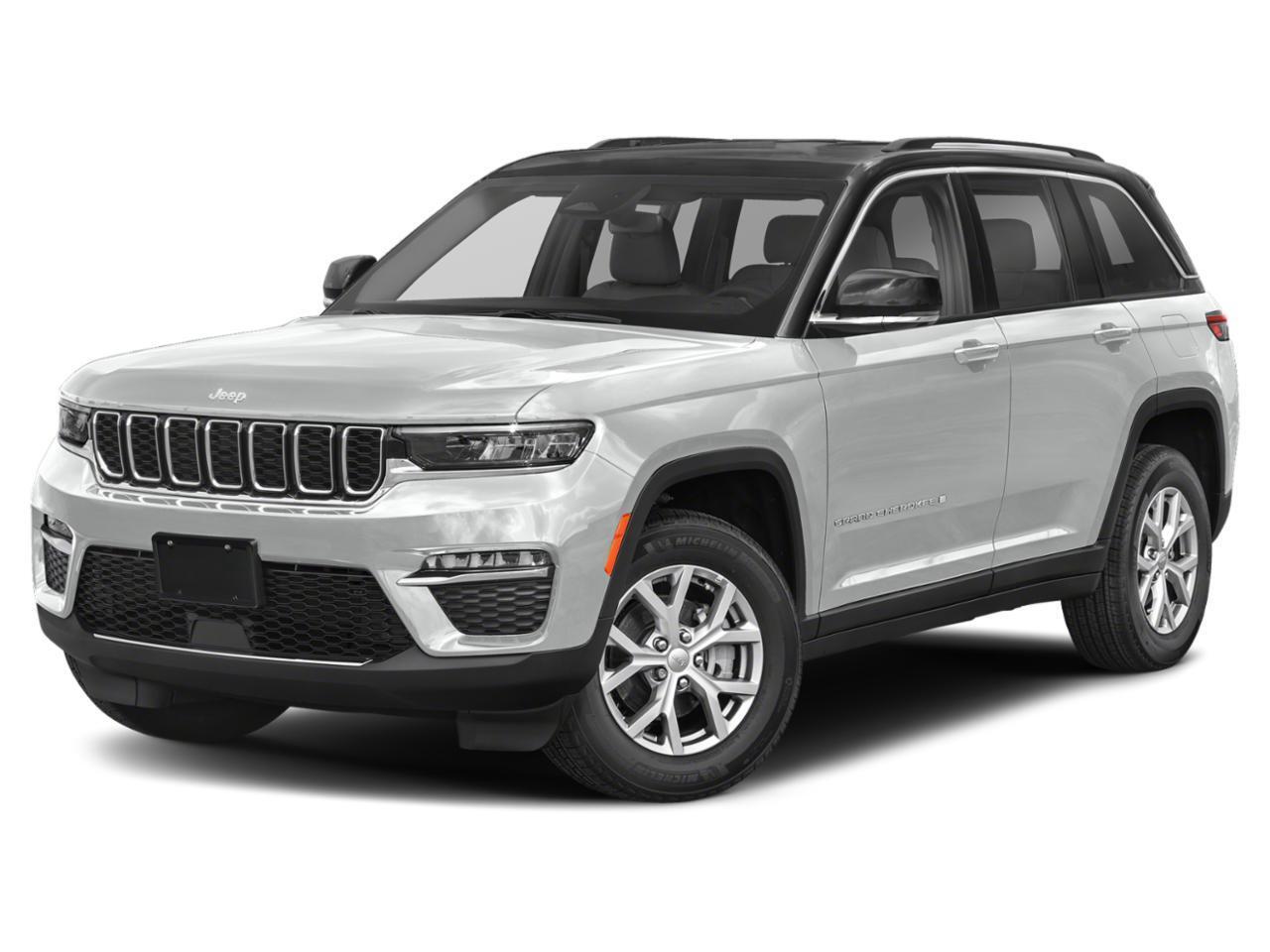 2023 Jeep Grand Cherokee Overland Photo0