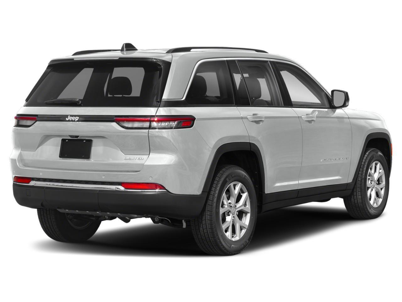 2023 Jeep Grand Cherokee Overland Photo