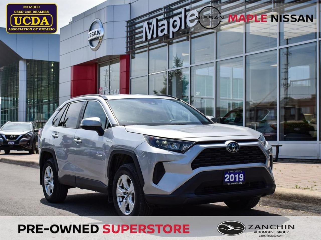 Used 2019 Toyota RAV4 Hybrid Hybrid LE AWD Apple Carplay Lane Tracing Rear Cam for sale in Maple, ON