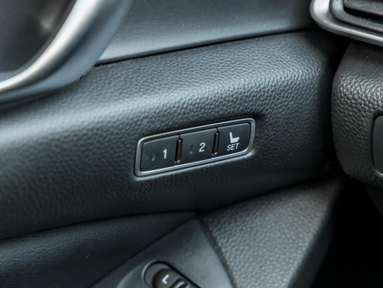 2018 Honda Accord Sedan TOURING 2.0T Photo