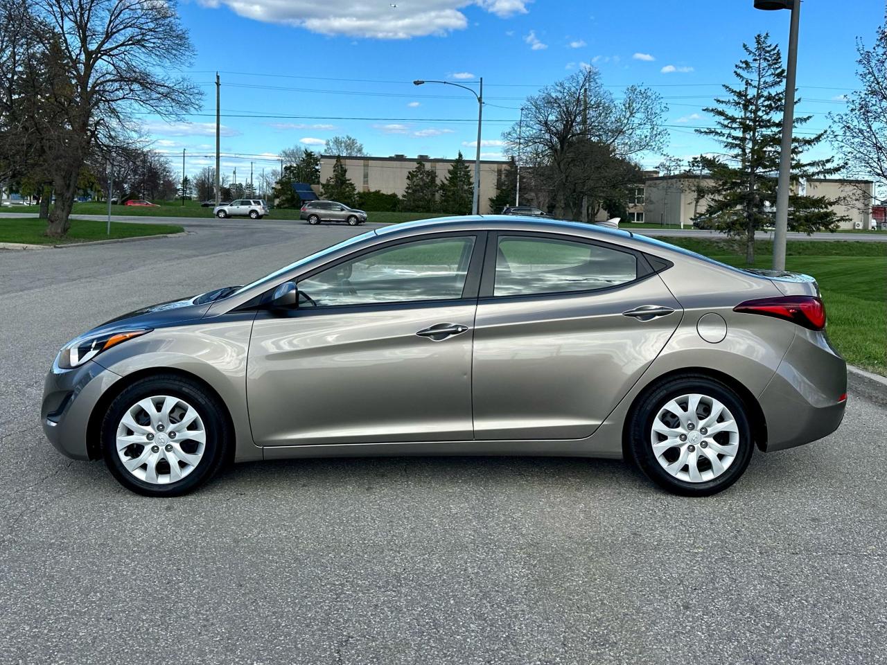 2015 Hyundai Elantra GL- Safety Certified - Photo #10