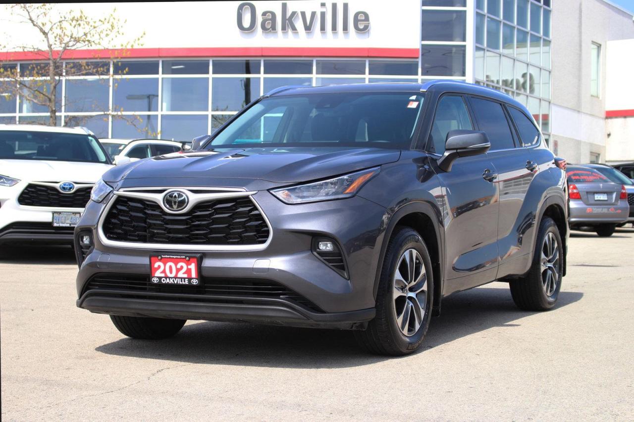 Used 2021 Toyota Highlander XLE AWD 8-PASS | LEATHER SEATS for sale in Oakville, ON
