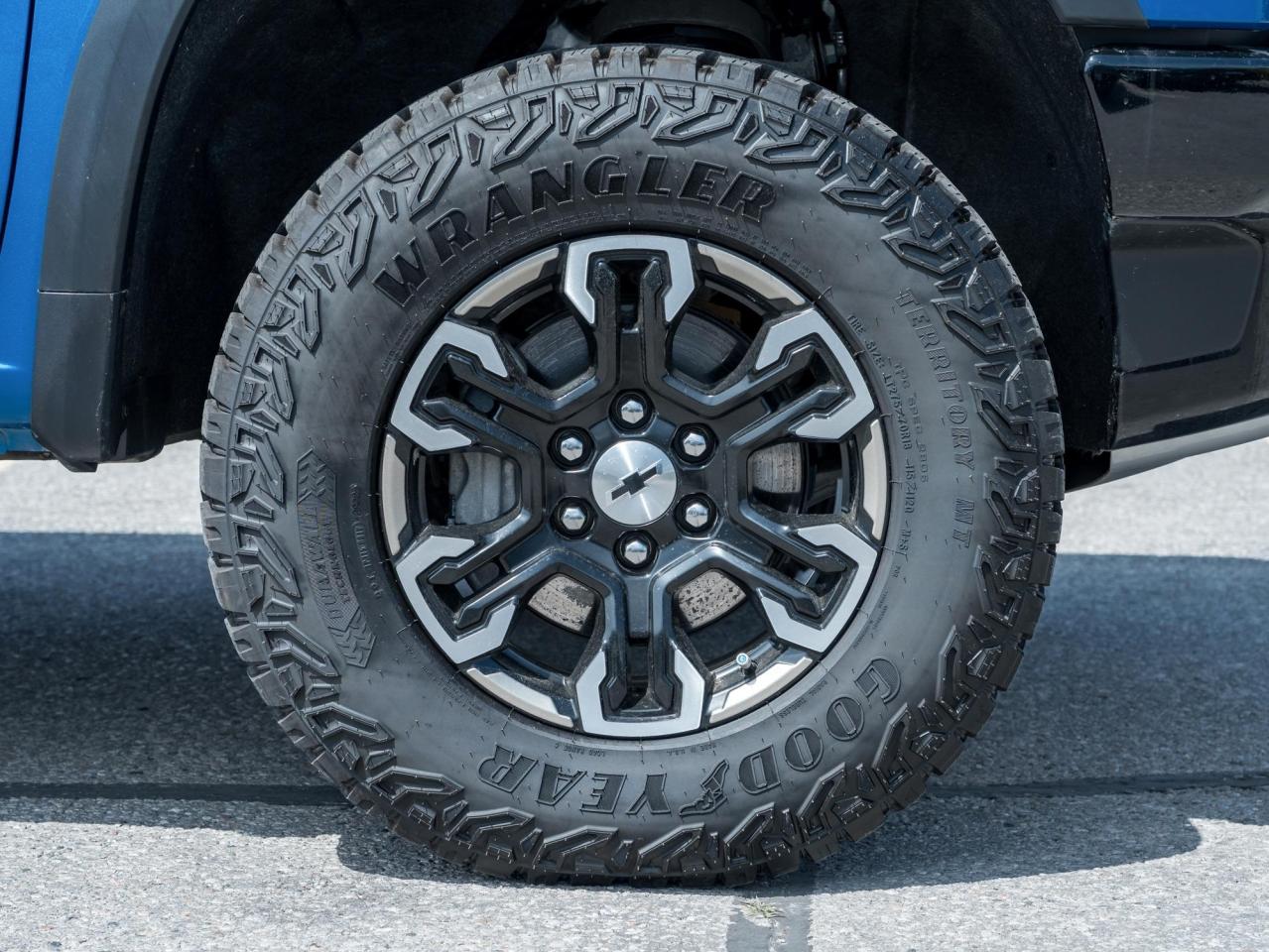 2022 Chevrolet Silverado 1500 ZR2 Photo4