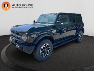 <div>2022 FORD BRONCO OUTER BANKS ADVANCED WITH 25756 KMS, SOFT TOP, REMOTE START, NAVIGATION, BACKUP CAMERA, BLIND SPOT DETECTION, LANE ASSIST, LEATHER SEATS, HEATED SEATS, HEATED STEERING WHEEL, APPLE CAR PLAY, ANDROID AUTO, BUILT-IN WIRELESS CHARGER, BLUETOOTH, USB, AUX AND MORE!</div>