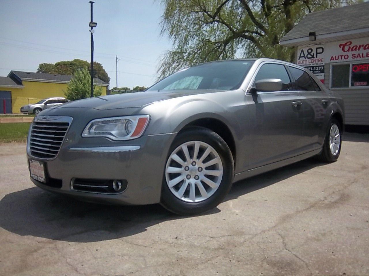 Used 2012 Chrysler 300 Touring for sale in Oshawa, ON