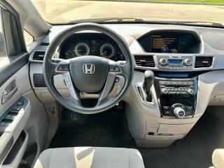 2012 Honda Odyssey LX - Photo #7