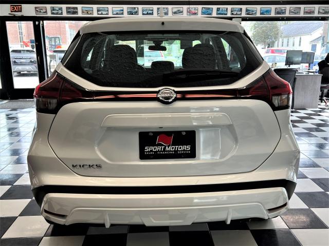 2021 Nissan Kicks S+Blind Spot+Lane Keep+ApplePlay+CLEAN CARFAX Photo3