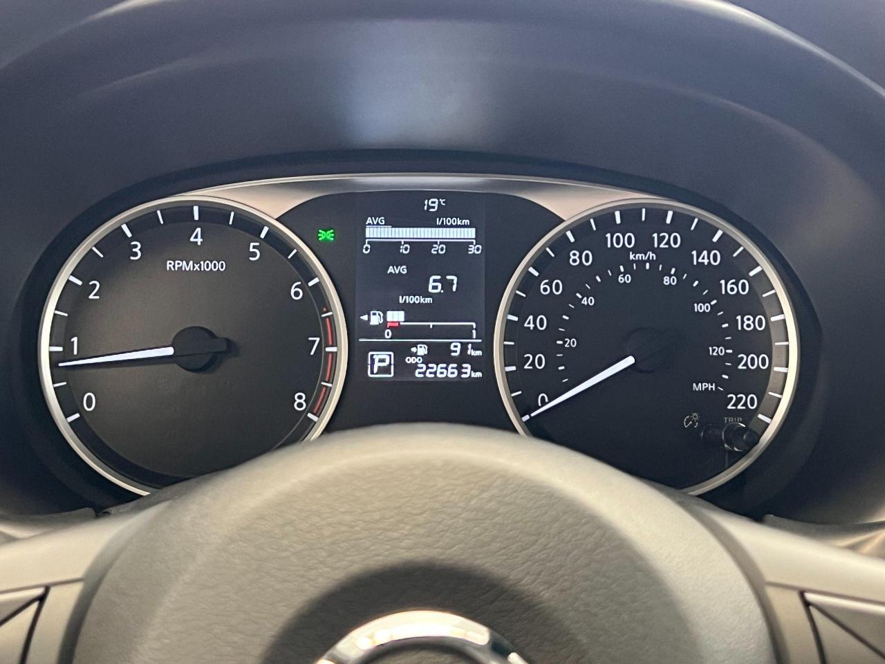 2021 Nissan Kicks S+Blind Spot+Lane Keep+ApplePlay+CLEAN CARFAX - Photo #17