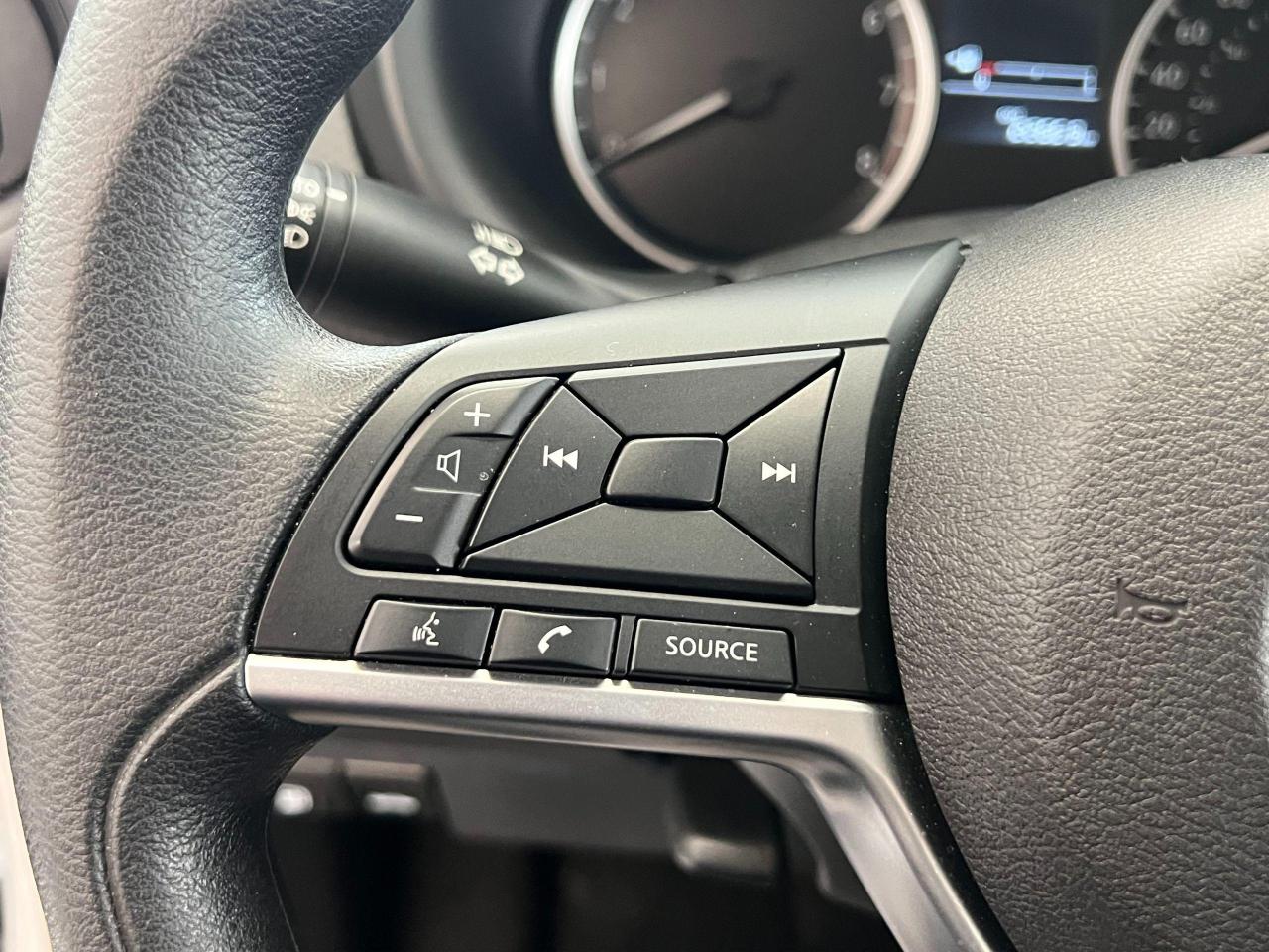2021 Nissan Kicks S+Blind Spot+Lane Keep+ApplePlay+CLEAN CARFAX - Photo #45