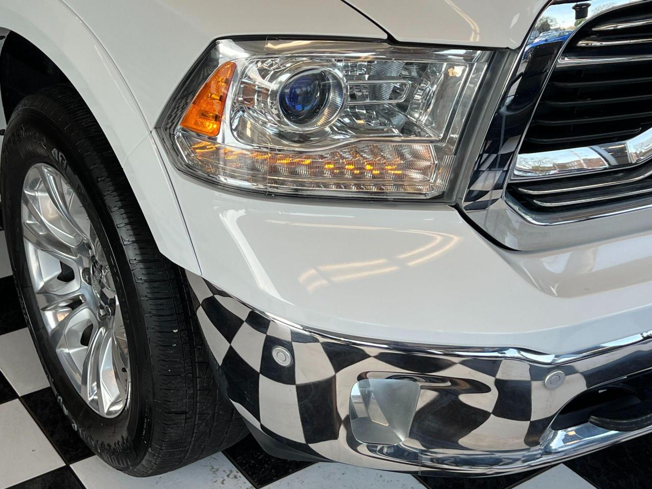 2018 RAM 1500 Laramie Longhorn Crew ECO Diesel 4x4+CLEAN CARFAX Photo109