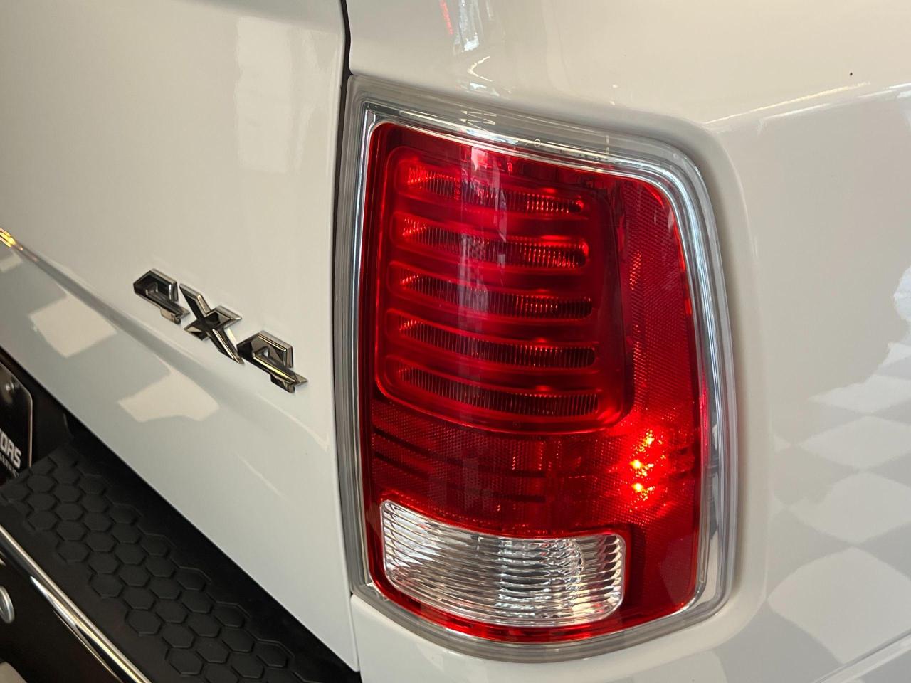 2018 RAM 1500 Laramie Longhorn Crew ECO Diesel 4x4+CLEAN CARFAX Photo135