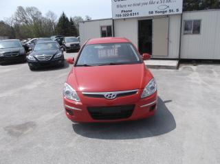 2011 Hyundai Elantra Touring TOURING - Photo #2