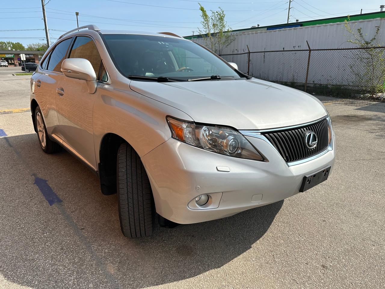 2011 Lexus RX 350 Navigation, Leather, Sunroof - Photo #4