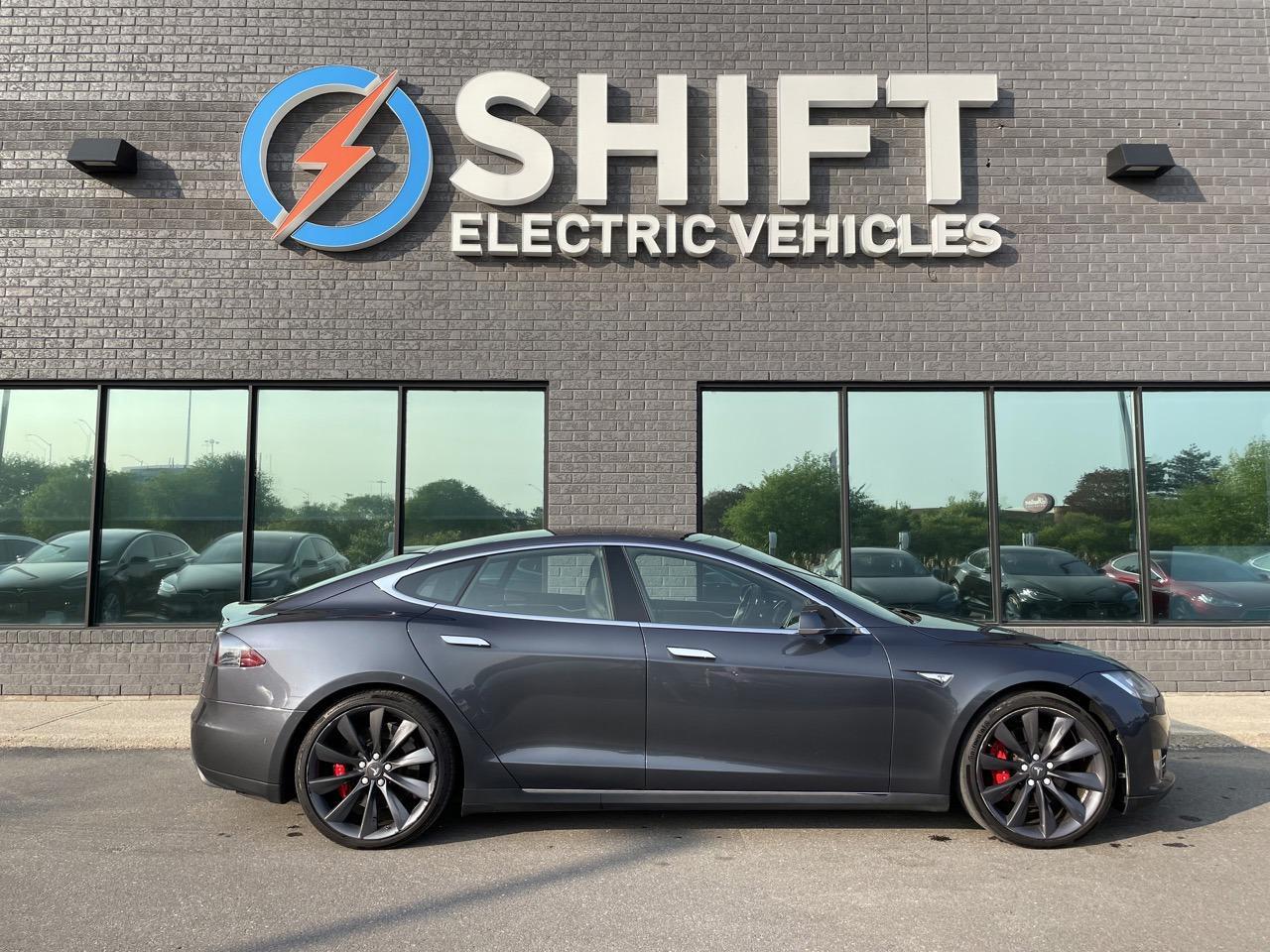 Used 2015 Tesla Model S P85D AUTOPILOT, LOADED, CLEAN! for sale in Oakville, ON