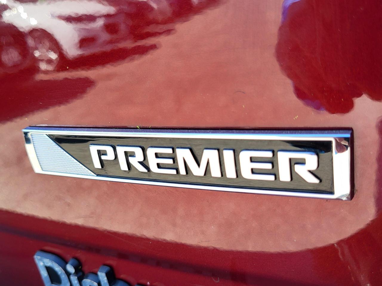 2017 Chevrolet Equinox Premier Photo4