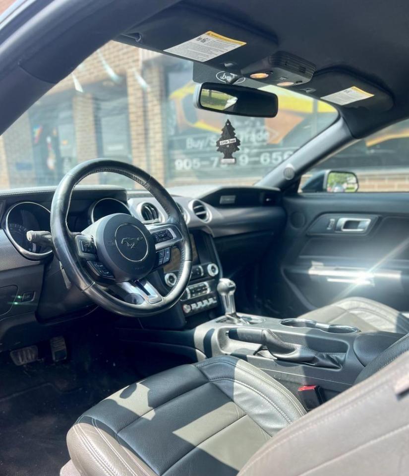 2018 Ford Mustang EcoBoost Premium Photo3