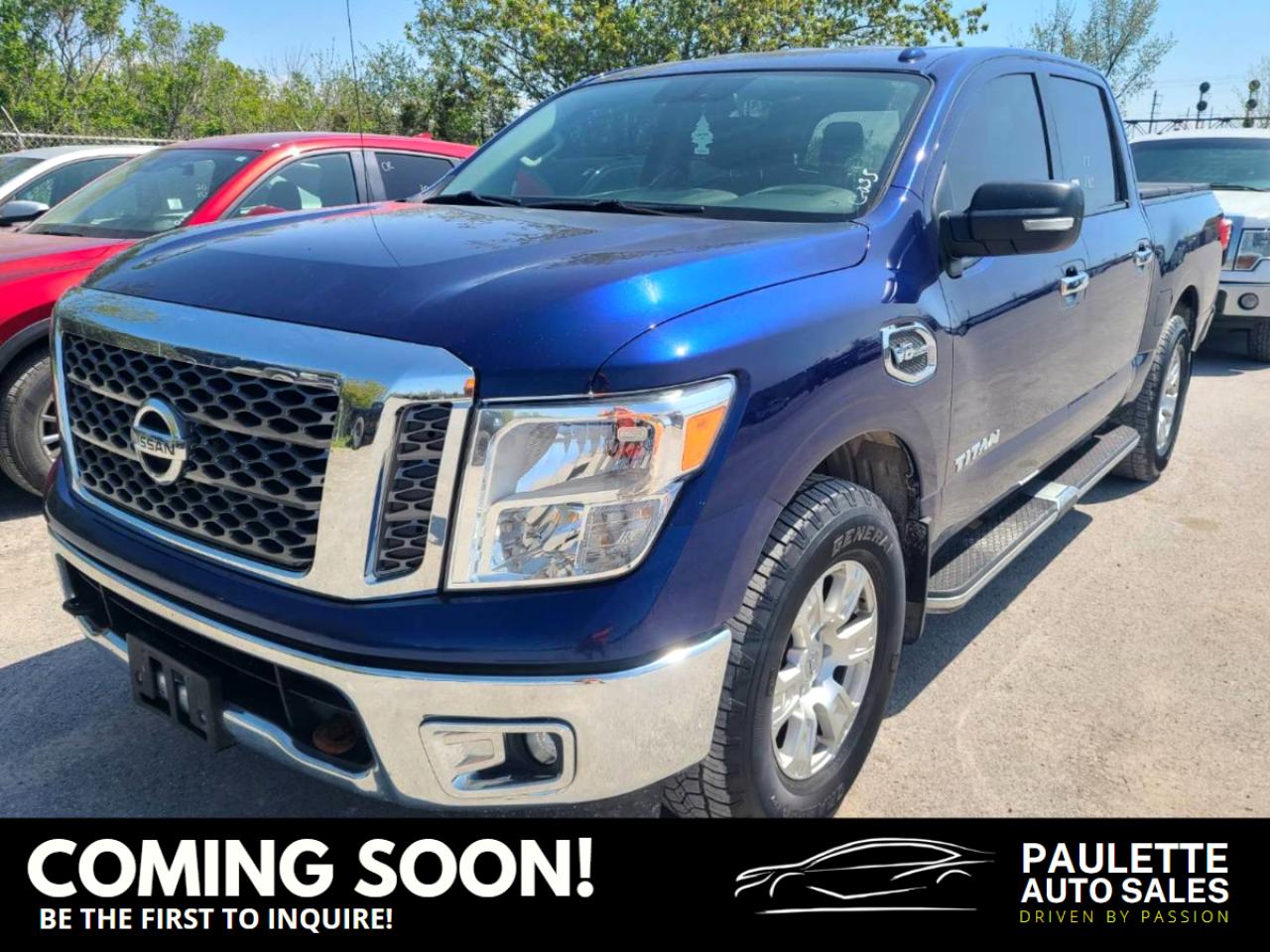 2017 Nissan Titan SV 4X4 / Clean CarFax / CD Player - Photo #1