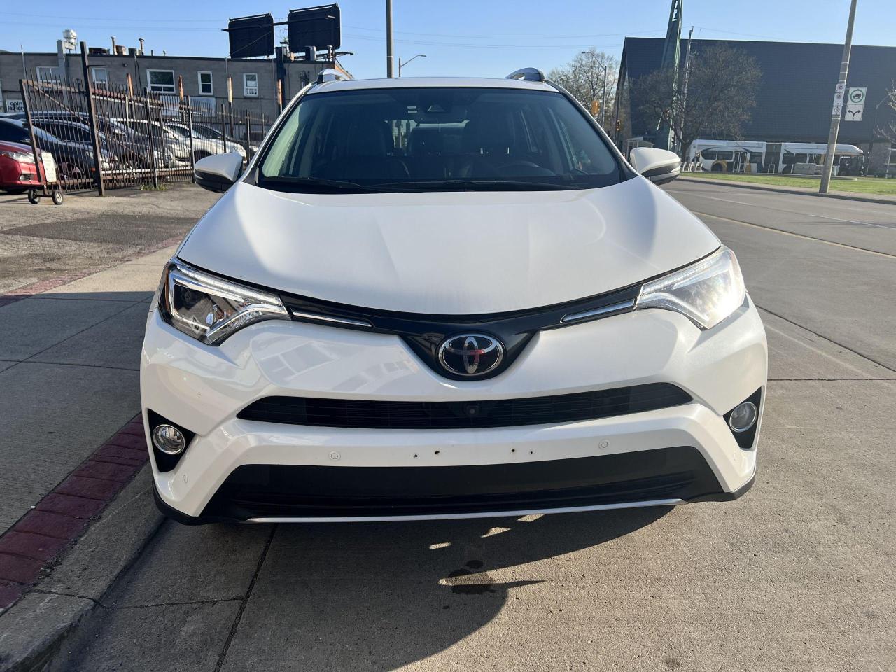 Used 2017 Toyota RAV4 AWD 4dr Limited for sale in Hamilton, ON