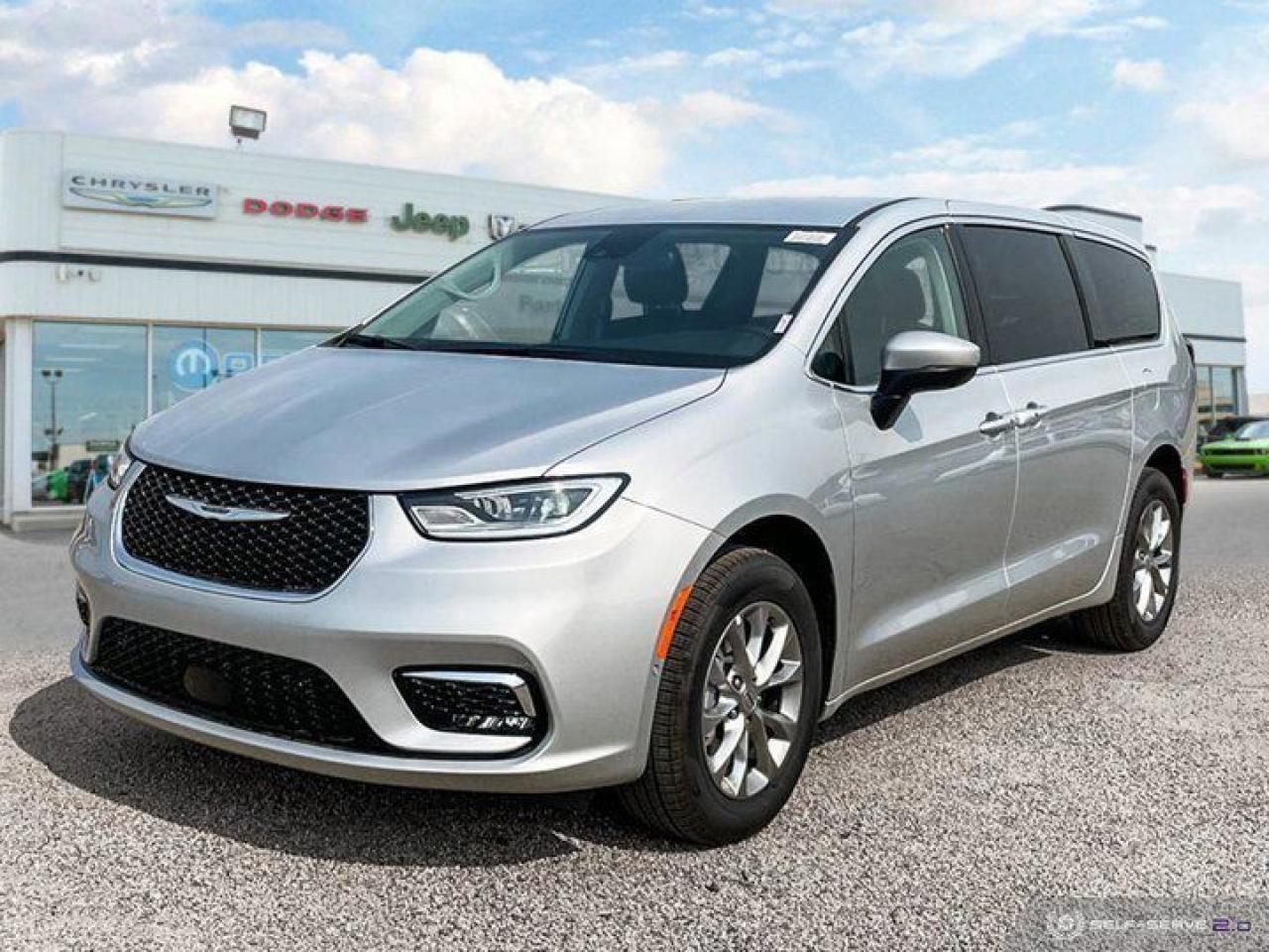 New 2023 Chrysler Pacifica Touring L for sale in Saskatoon, SK