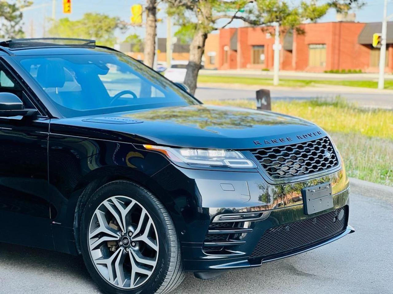 2019 Land Rover Range Rover Velar R-Dynamic SE Photo4