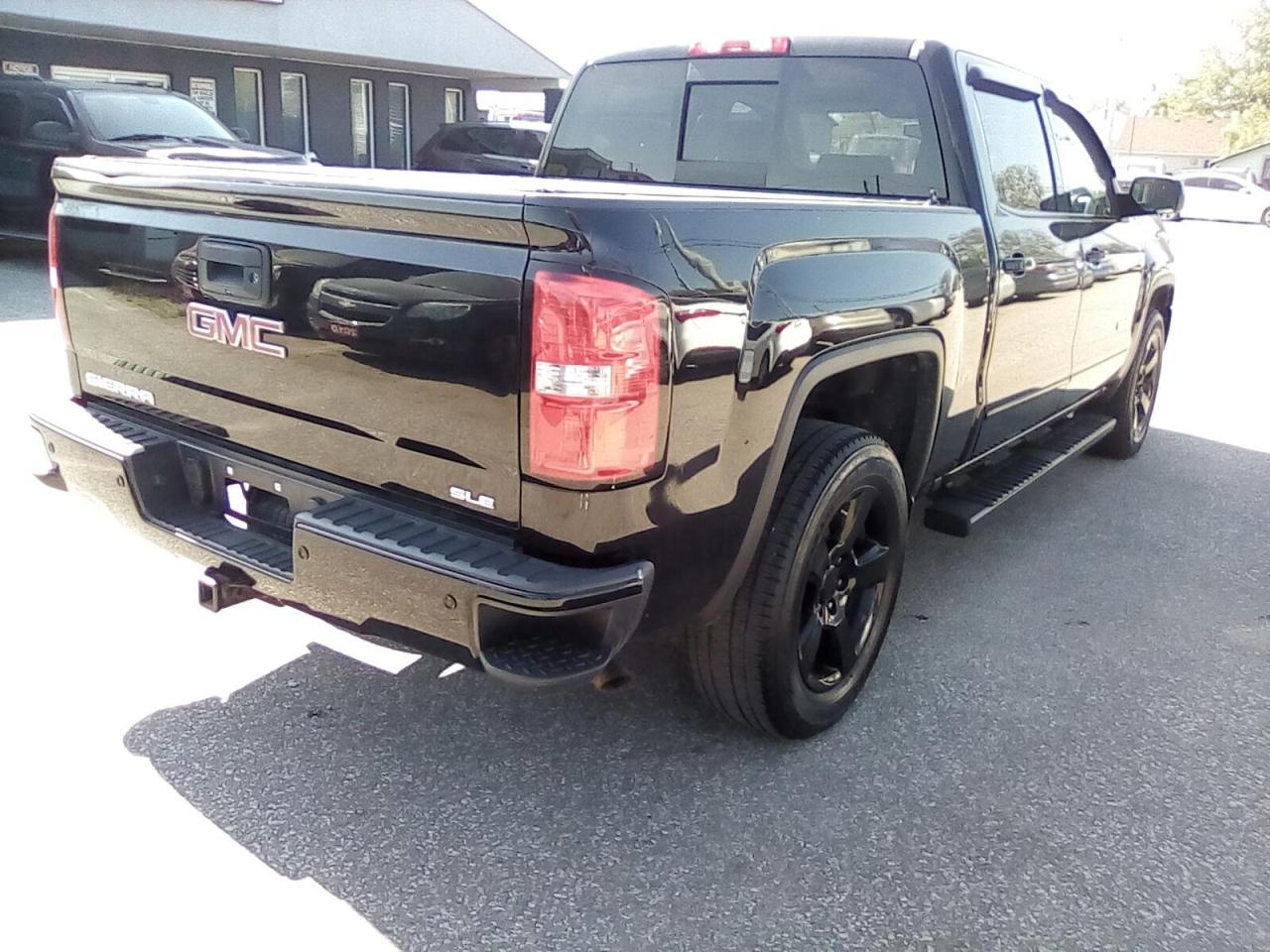 2017 GMC Sierra 1500 SLE Crew Cab 4WD