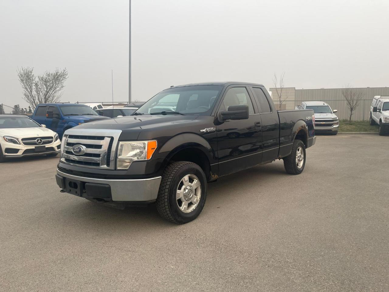 Used 2010 Ford F-150 4X4 XLT| $0 DOWN-EVERYONE APPROVED! for sale in Calgary, AB